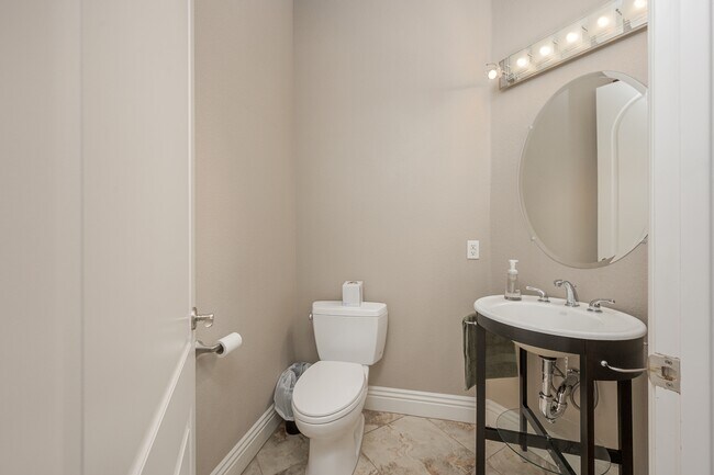 Building Photo - 1362 Pioneer Trail