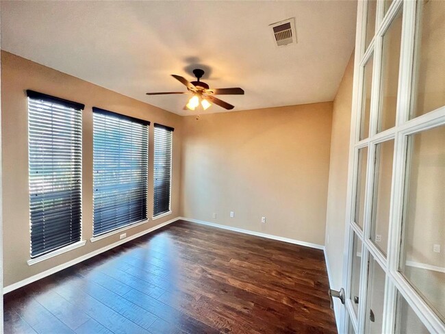 Building Photo - 26730 Wolfs Hill Ln