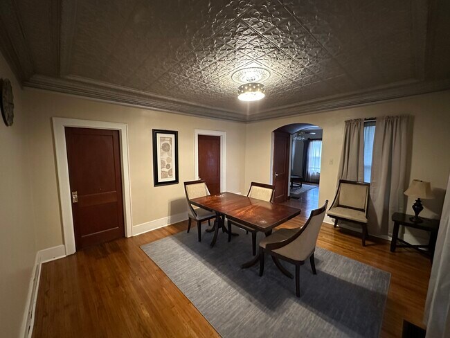 Building Photo - Dewitt St