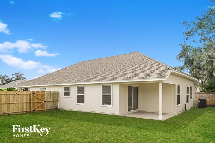 Building Photo - 12285 Gehrig Dr