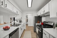 Building Photo - ReNew Woodland Ranch North