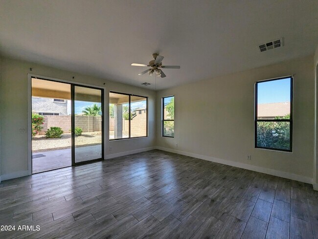 Building Photo - 15432 W Tasha Cir