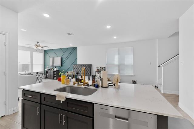 Building Photo - 1720 Barnwood Trce