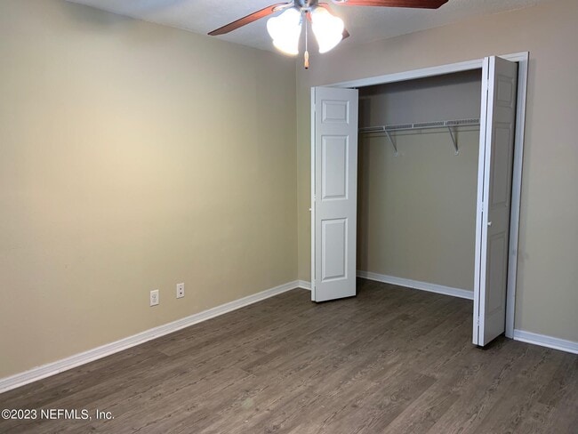 Building Photo - 8384 Chessman Ct