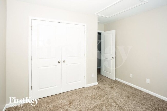 Building Photo - 12515 Gotland Rd