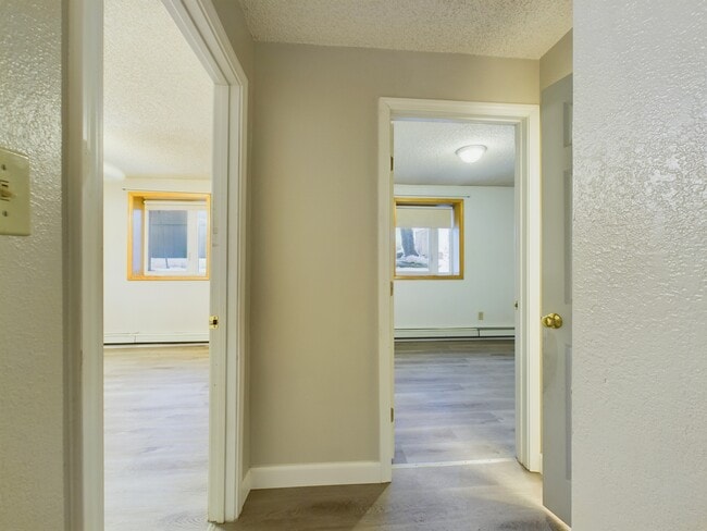 Building Photo - 2663 S Turner St