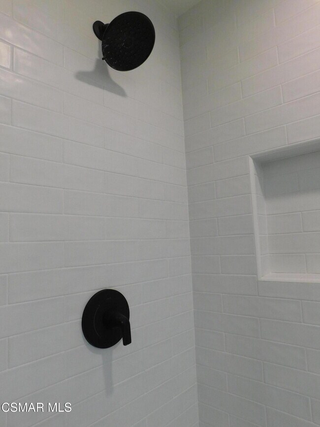 Building Photo - 30024 Quail Run Dr