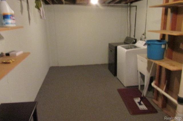 Building Photo - 6362 Richard Run W