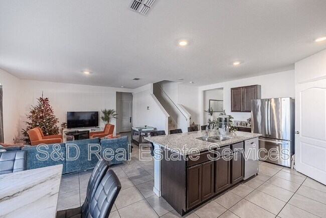 Building Photo - 3883 Resting Robin Ave