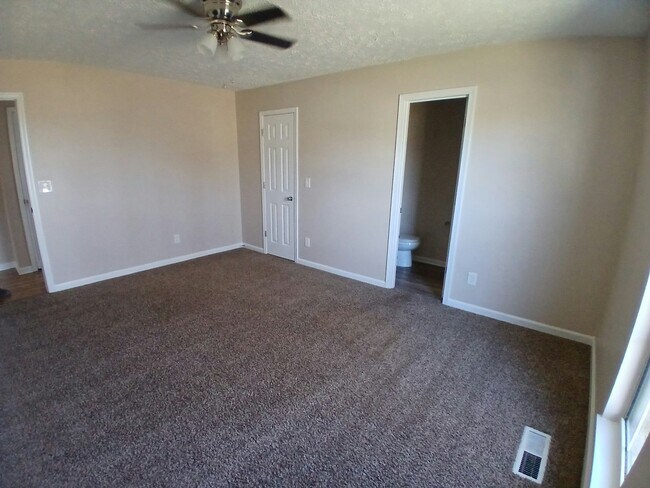 Building Photo - 502 Indian Ave