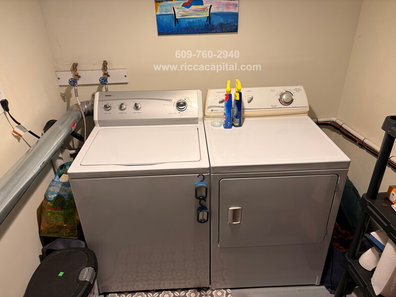 Building Photo - 184 Tansboro Rd