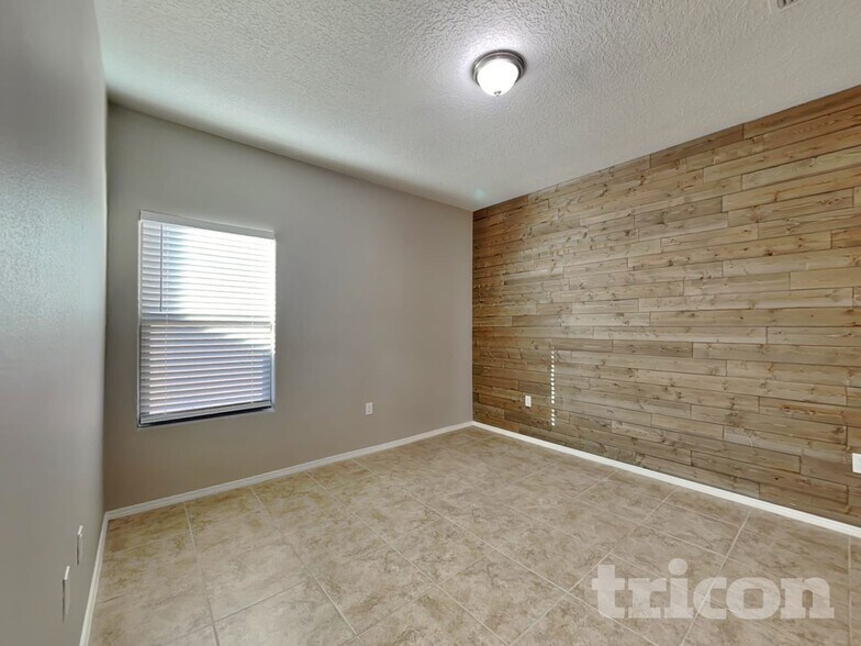 Building Photo - 1811 Camino Cancun