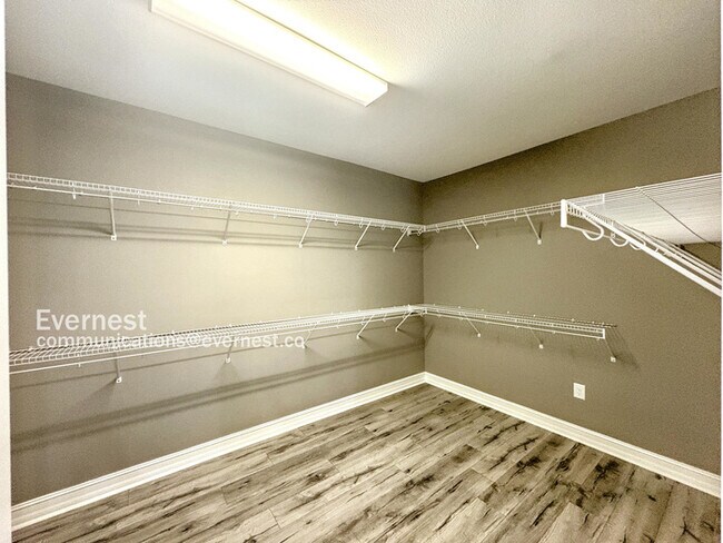 Building Photo - 28892 Perilli Pl