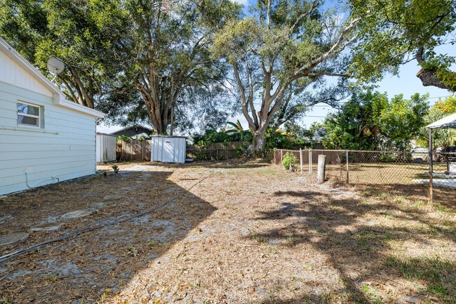 Building Photo - 6818 59th St N