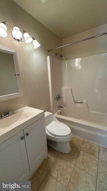 Building Photo - 11235 Snowflake Ct
