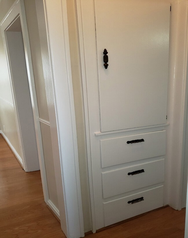 Building Photo - 28833 Groveland St