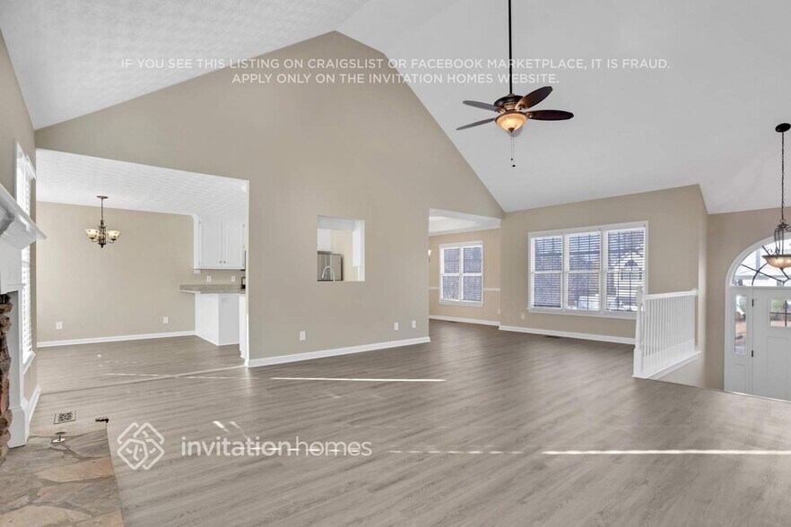 Building Photo - 222 Sable Trace Dr