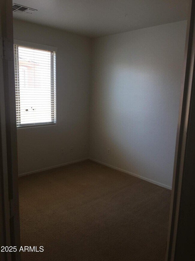 Building Photo - 14088 W Aster Dr