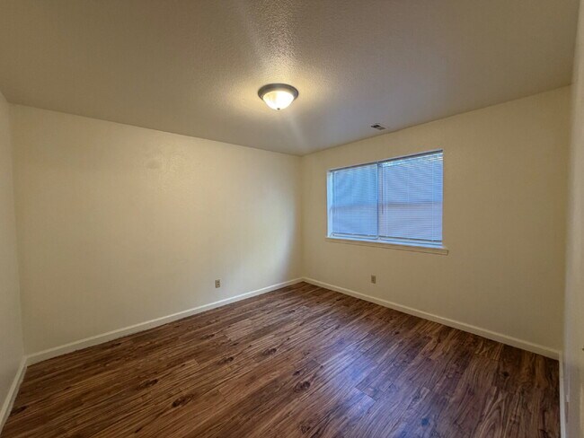 Building Photo - 428 Kays Ln