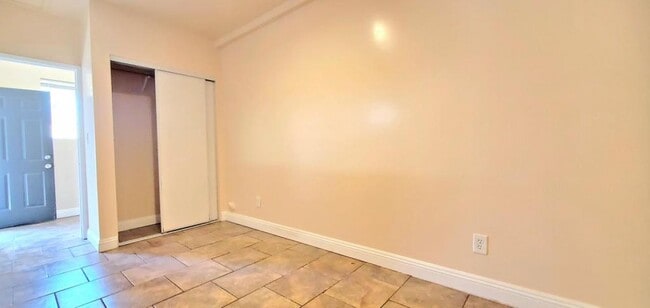 Building Photo - 2125 Sastre Ave