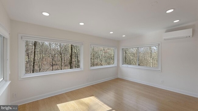 Building Photo - 11450 Game Preserve Rd