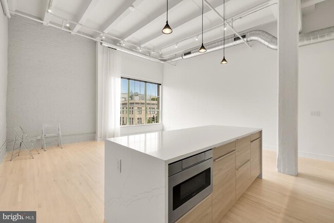 Building Photo - 1515 14th St NW