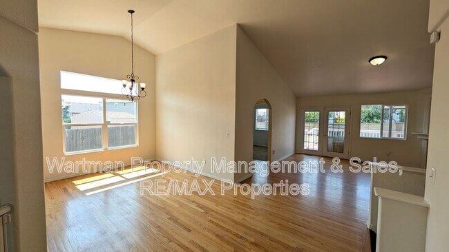 Building Photo - 5120 Finadene Ct