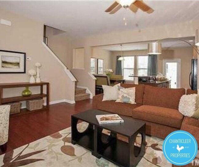 Building Photo - 1037 Grand Ridge Dr