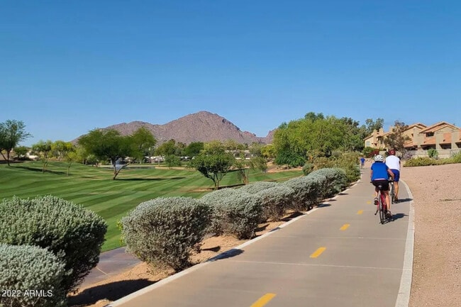 Building Photo - 11260 N 92nd St