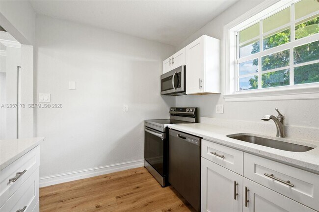 Building Photo - 6894 3rd St