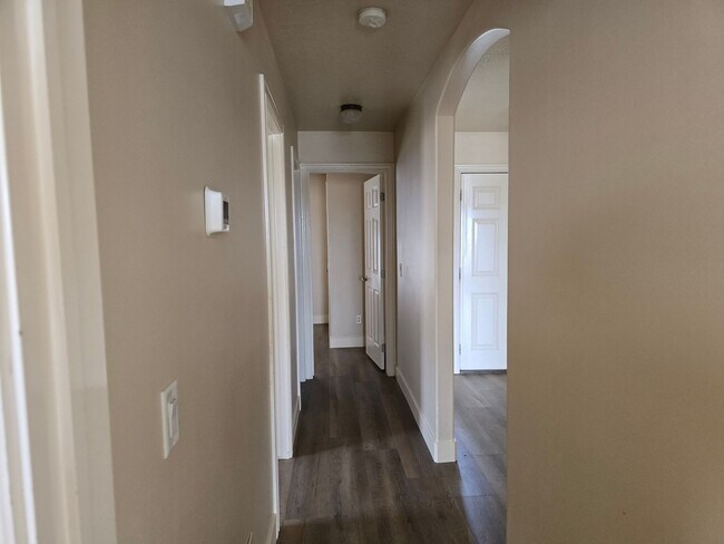 Building Photo - Southern View Subdivision Townhome