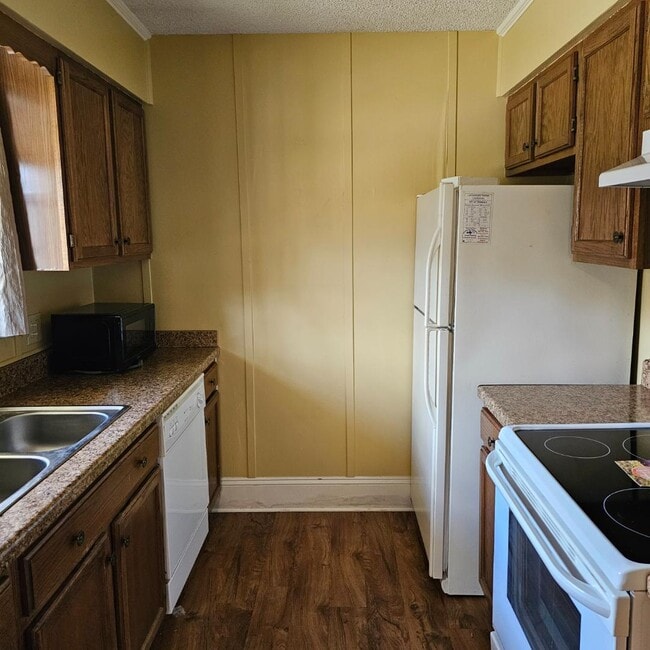 Building Photo - 1013 Talbot Ave