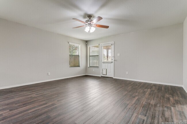 Building Photo - 316 Lonestar Gait