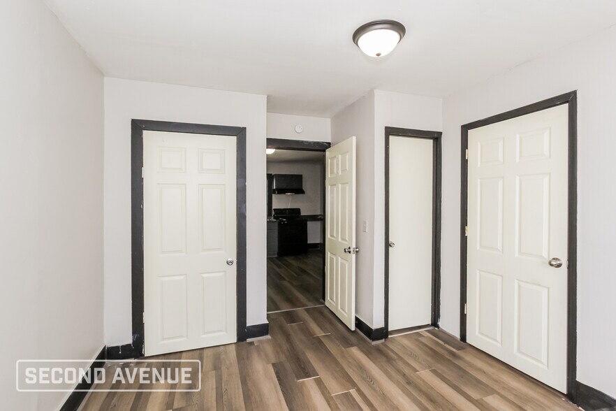 Building Photo - 412 Irving St