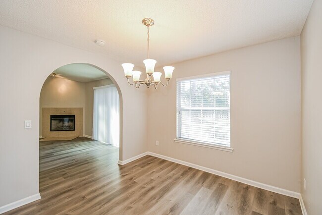 Building Photo - 1598 Rusty Rail Rd