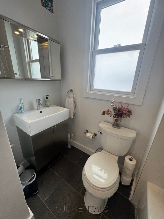 Building Photo - 9 Harding St