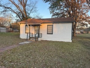 Building Photo - 1209 Martin Luther King Ave