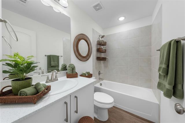 Building Photo - 232 Woodlands Blvd