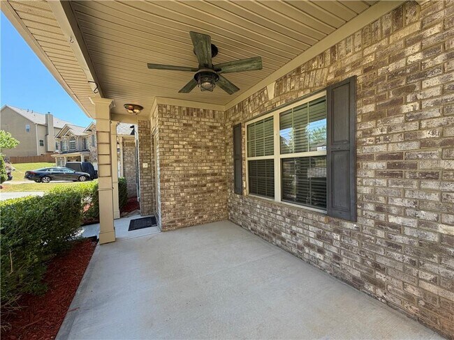 Building Photo - 4805 Carriage Bridge Ln