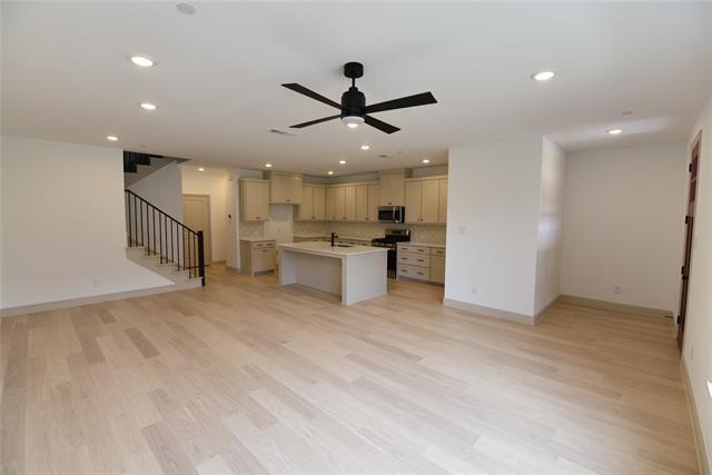 Building Photo - 2817 Chisos Red Rd