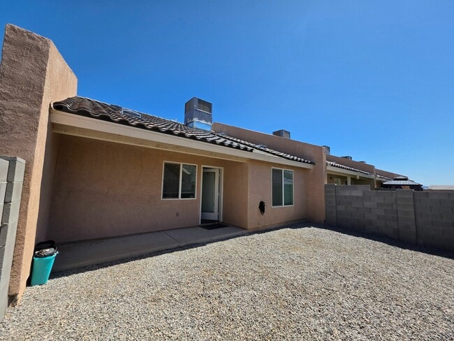 Building Photo - 7357 E 36th Pl