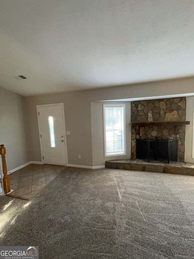 Building Photo - 2693 Seneca Trail NW