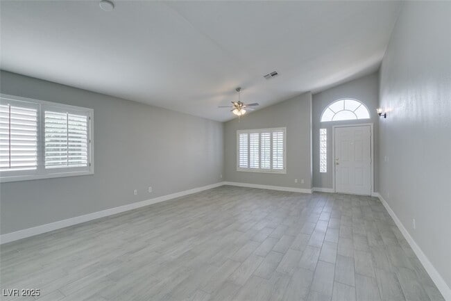 Building Photo - 2744 Summerchase Ln