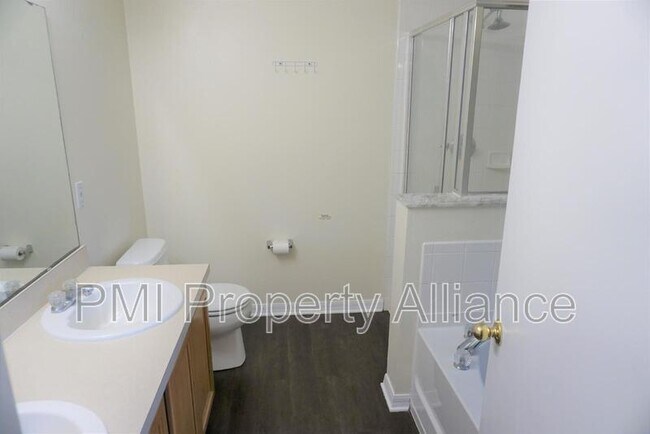 Building Photo - 1153 Elderberry Dr