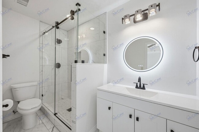 Building Photo - 2024 Heather Brook Dr