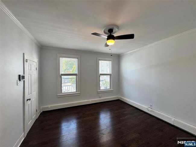 Building Photo - 24 Pamrapo Ave