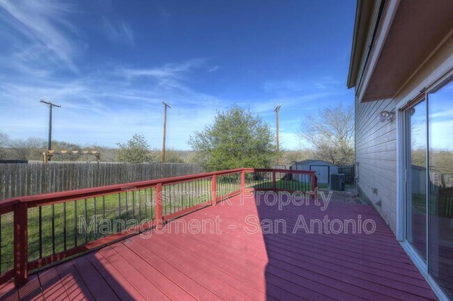 Building Photo - 7927 Horse Hollow