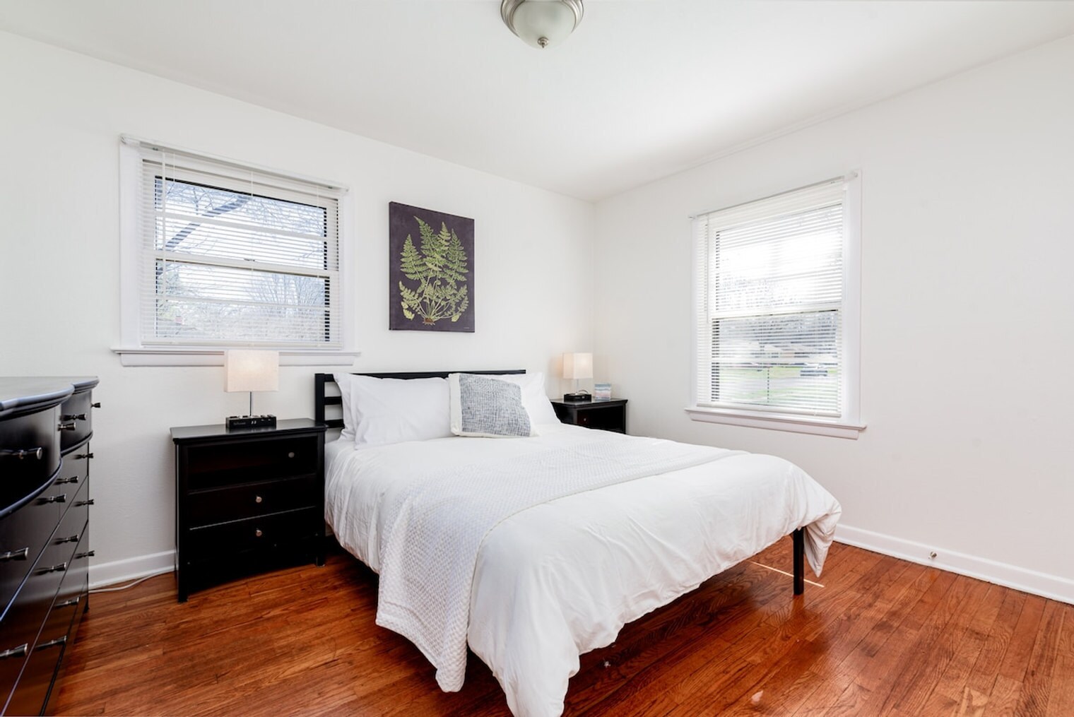 Building Photo - 660 Graham Rd