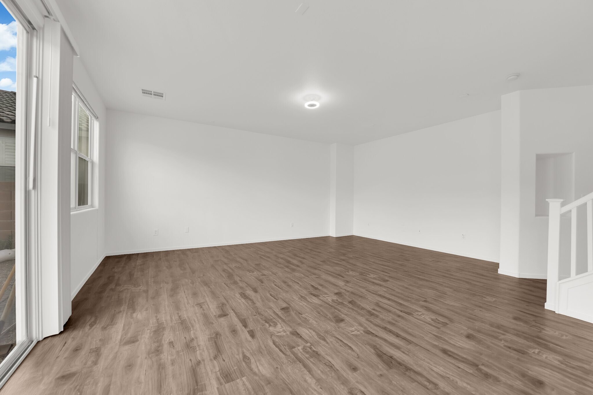 Building Photo - 9633 Rolling Thunder Ave