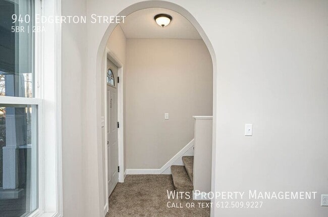 Building Photo - 940 Edgerton St